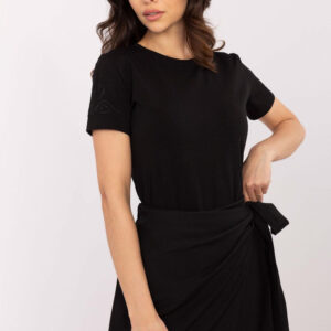 T-shirt model 210660 Relevance