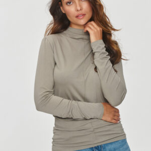 blouse model 200136 Makadamia