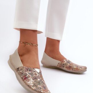 Ballerina's model 197246 Step in style
