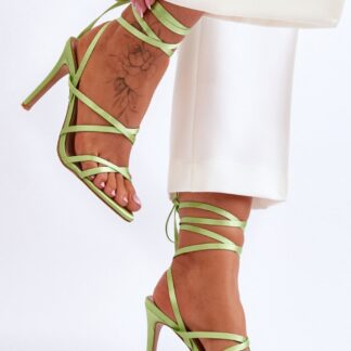 Gebonden sandelen model 179628 Step in style