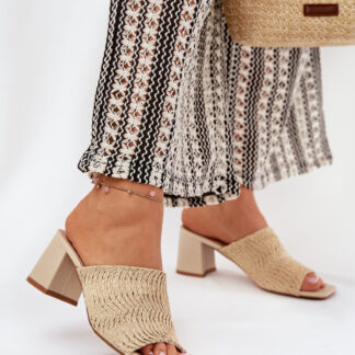 Hakken slippers model 210782 Step in style