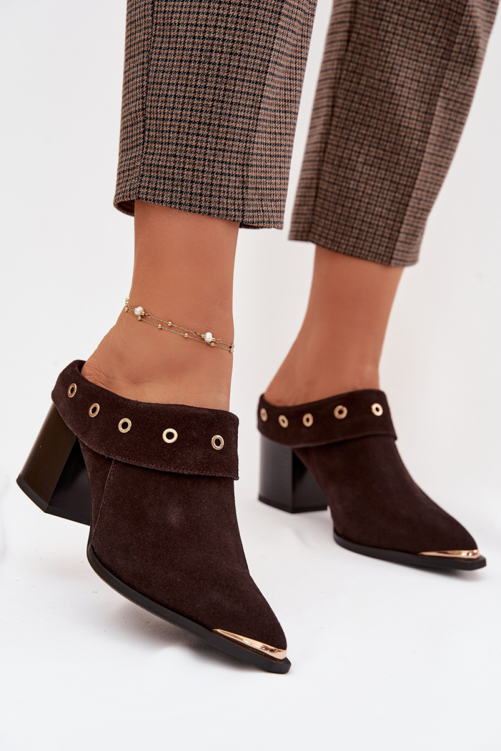 Hakken slippers model 225359 Step in style
