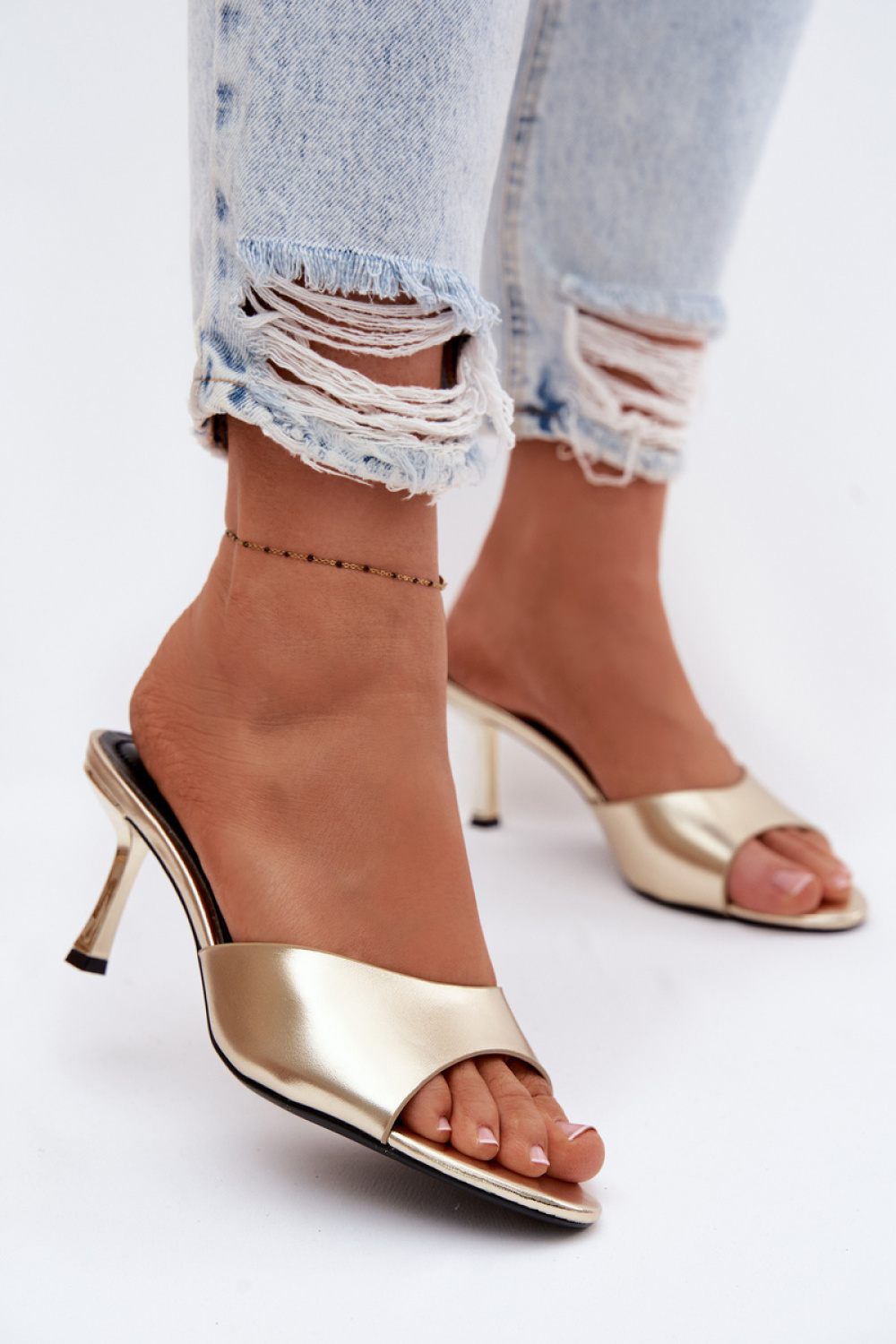 Hakken slippers model 227946 Step in style
