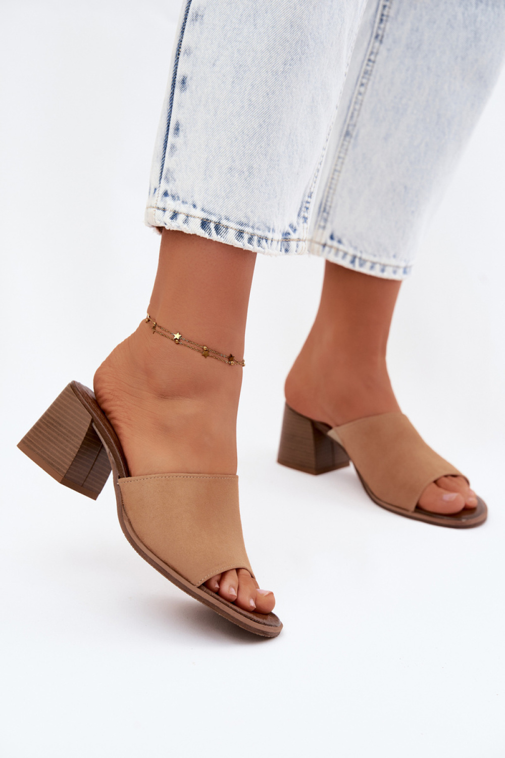 Hakken slippers model 228365 Step in style