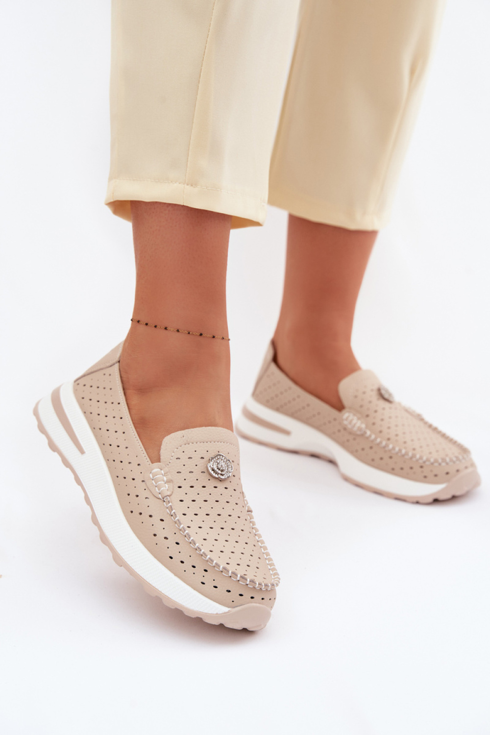 Moccassins model 228081 Step in style