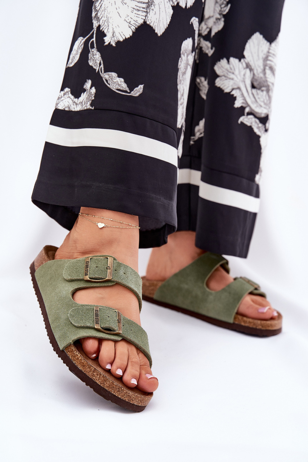 slippers model 211683 Step in style
