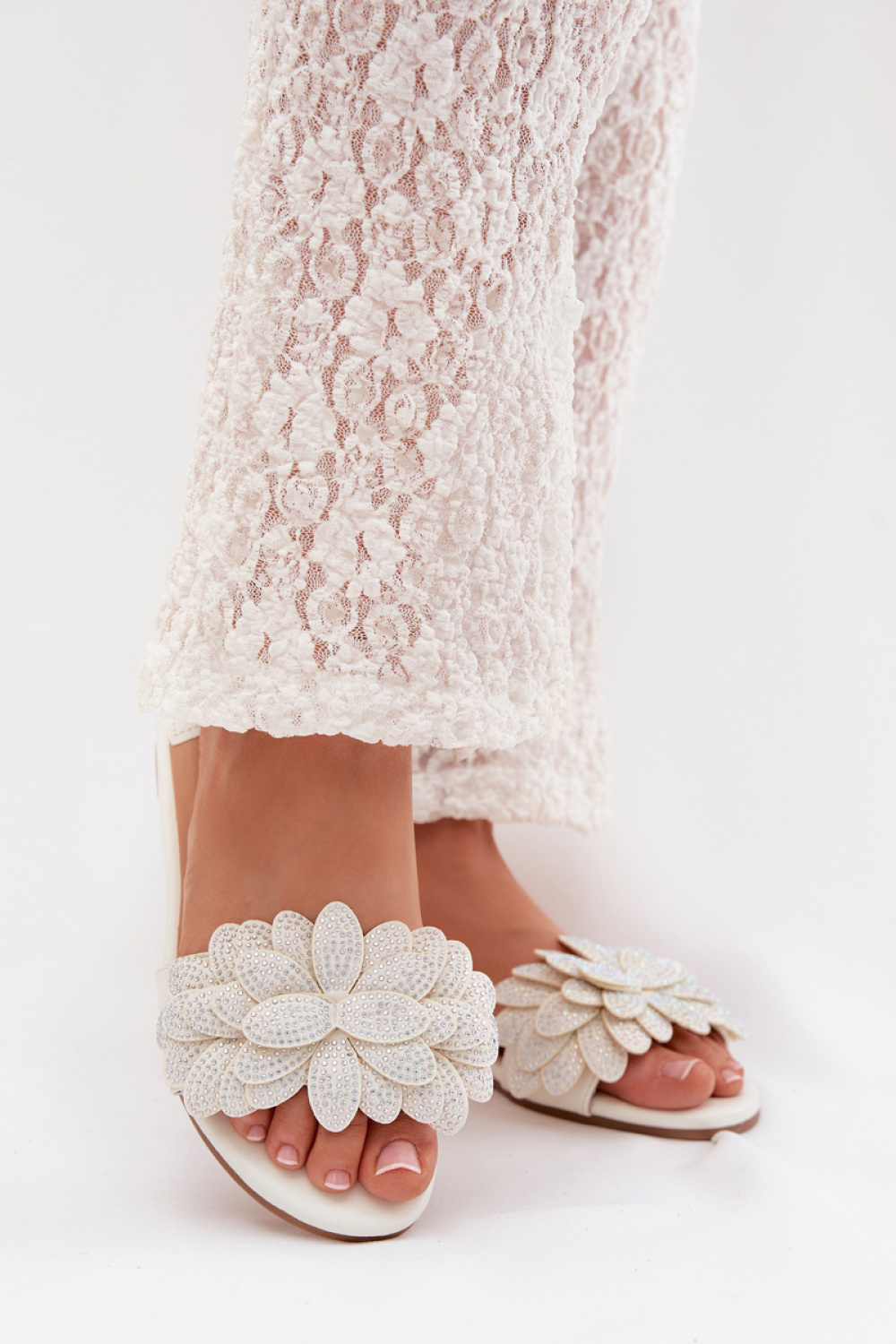 slippers model 225389 Step in style