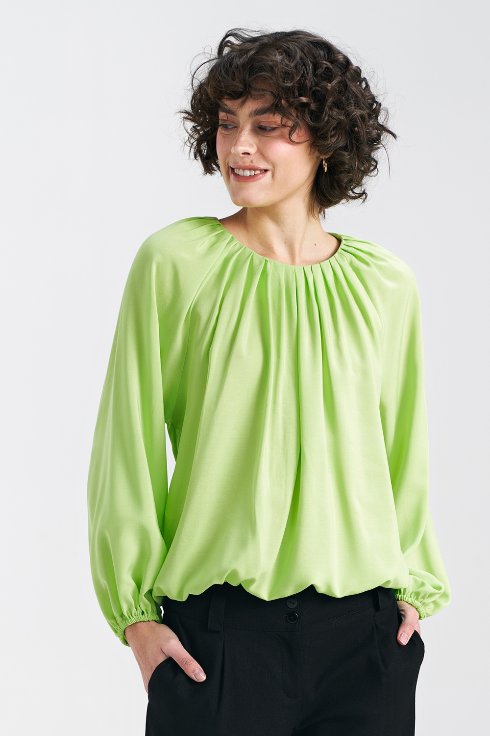 blouse model 192972 Nife