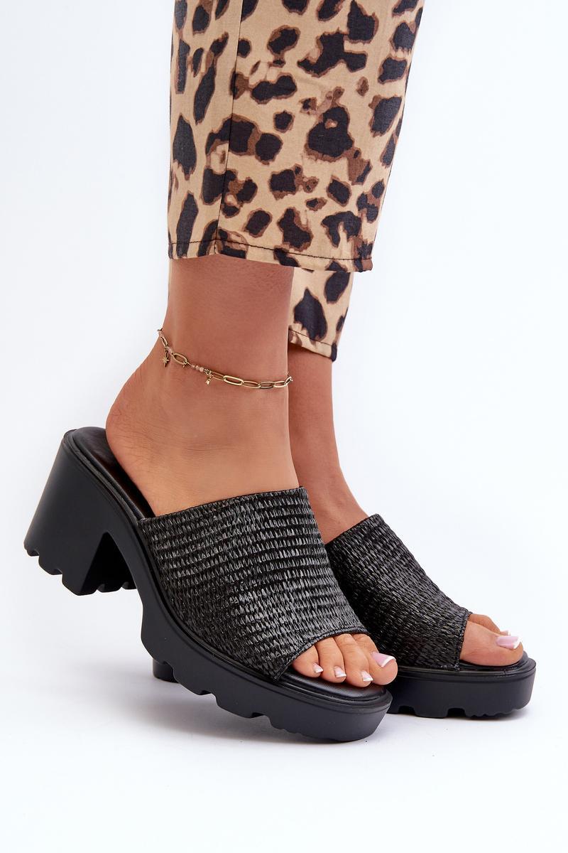slippers model 197723 Step in style