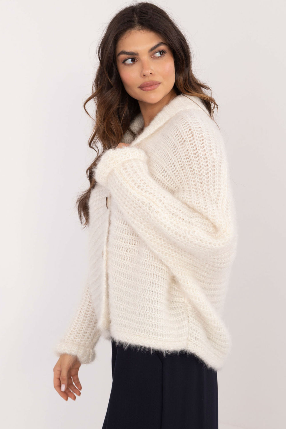 cardigan model 202308 Och Bella - Afbeelding 3
