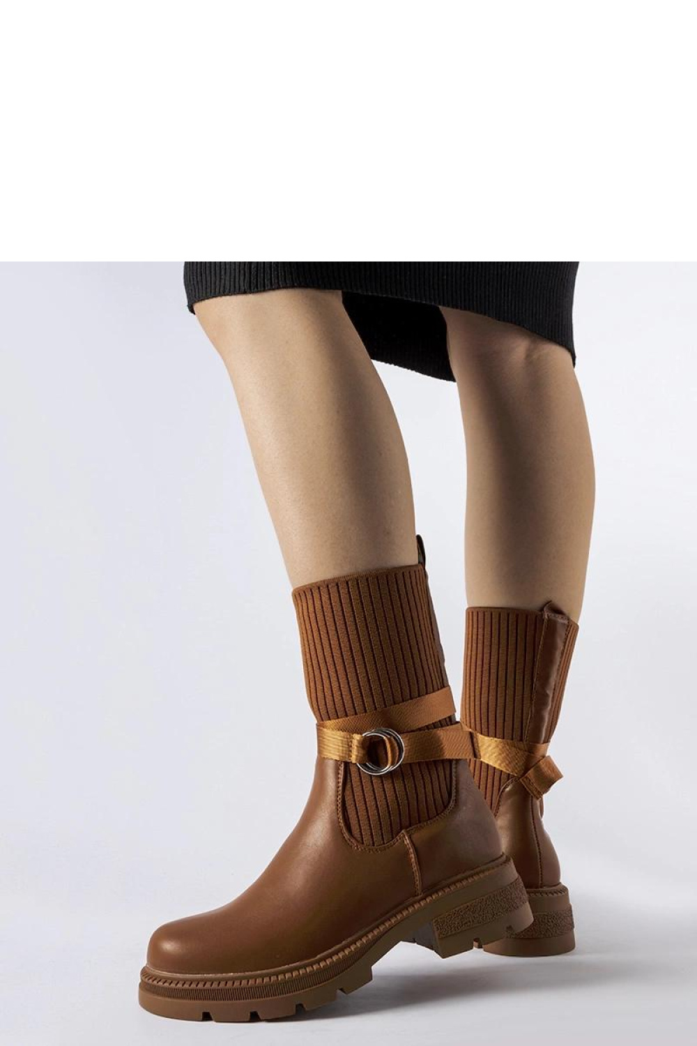 Laarsjes op sleehak model 206486 Solea