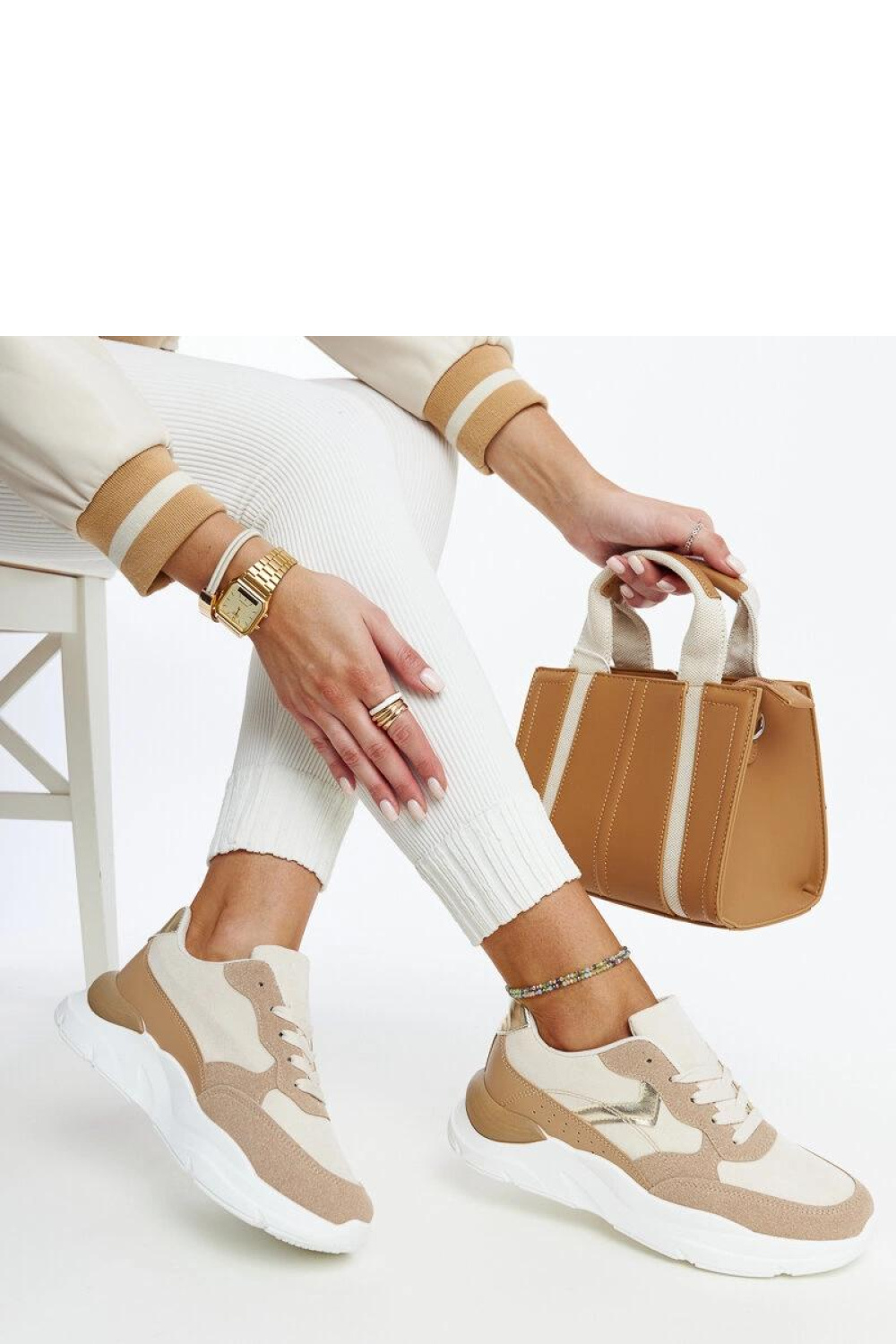 Sportchoenen op een platform model 207427 Solea