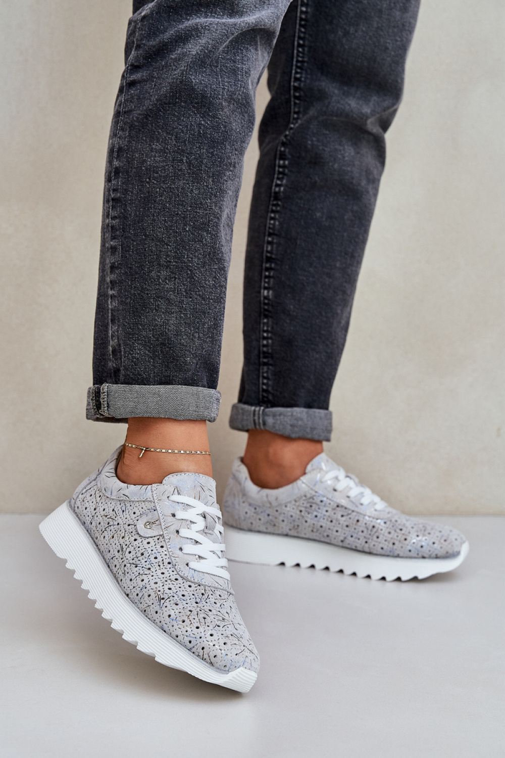 Sportchoenen op een platform model 209065 Step in style