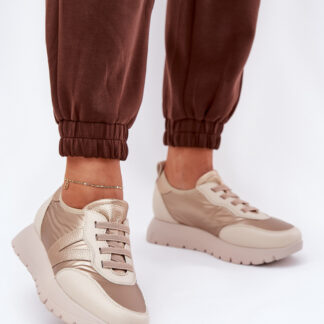 Sportchoenen op een platform model 209468 Step in style
