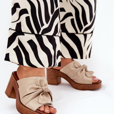Hakken slippers model 209935 Step in style