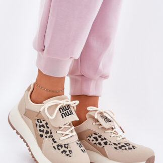 Sportchoenen op een platform model 211006 Step in style