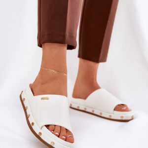 Hakken op een plateau model 211687 Step in style