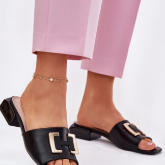 slippers model 215983 Step in style