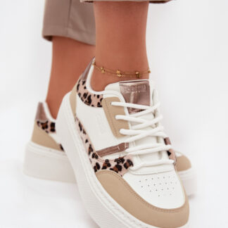 Sportchoenen op een platform model 216469 Step in style