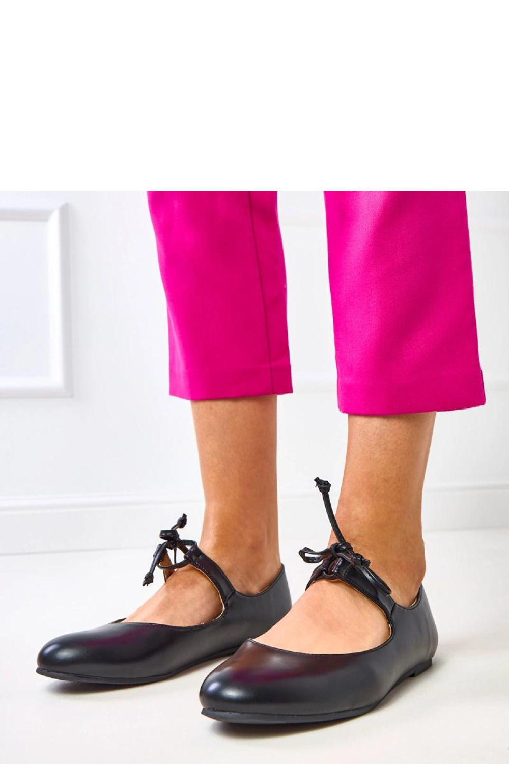 Ballerina's model 217961 Solea