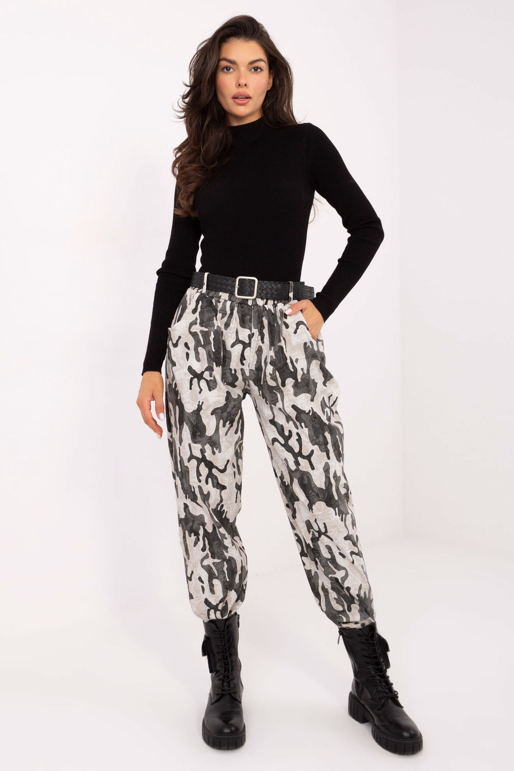 Damesbroek model 218437 Italy Moda