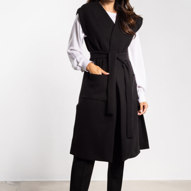 vest model 218958 awama