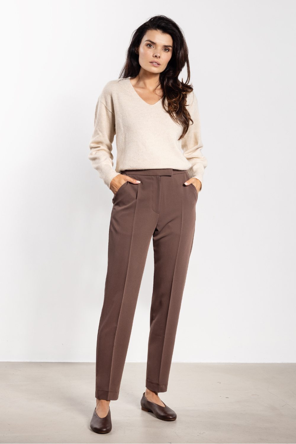 Damesbroek model 218977 awama