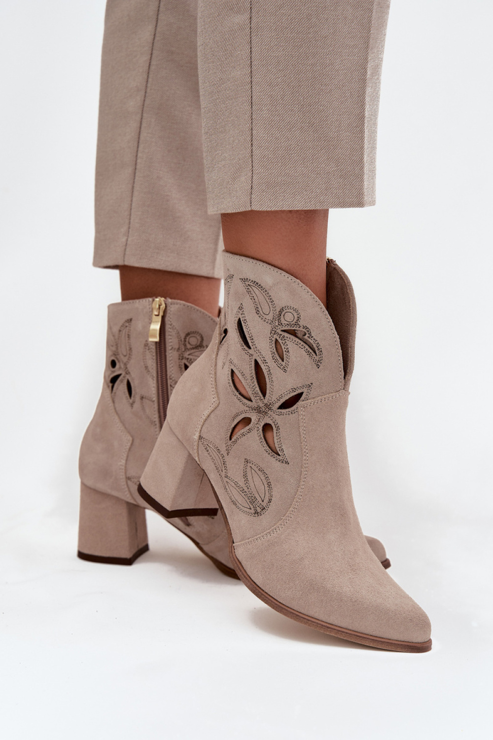 Laarsjes met hoge hak model 219133 Step in style