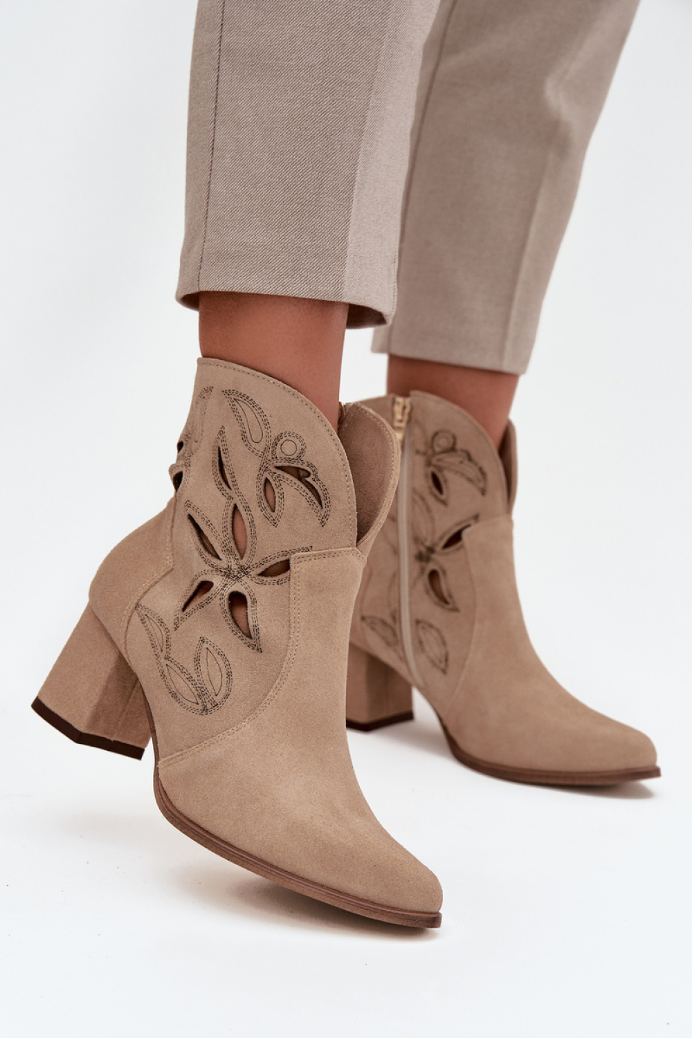 Laarsjes met hoge hak model 219134 Step in style