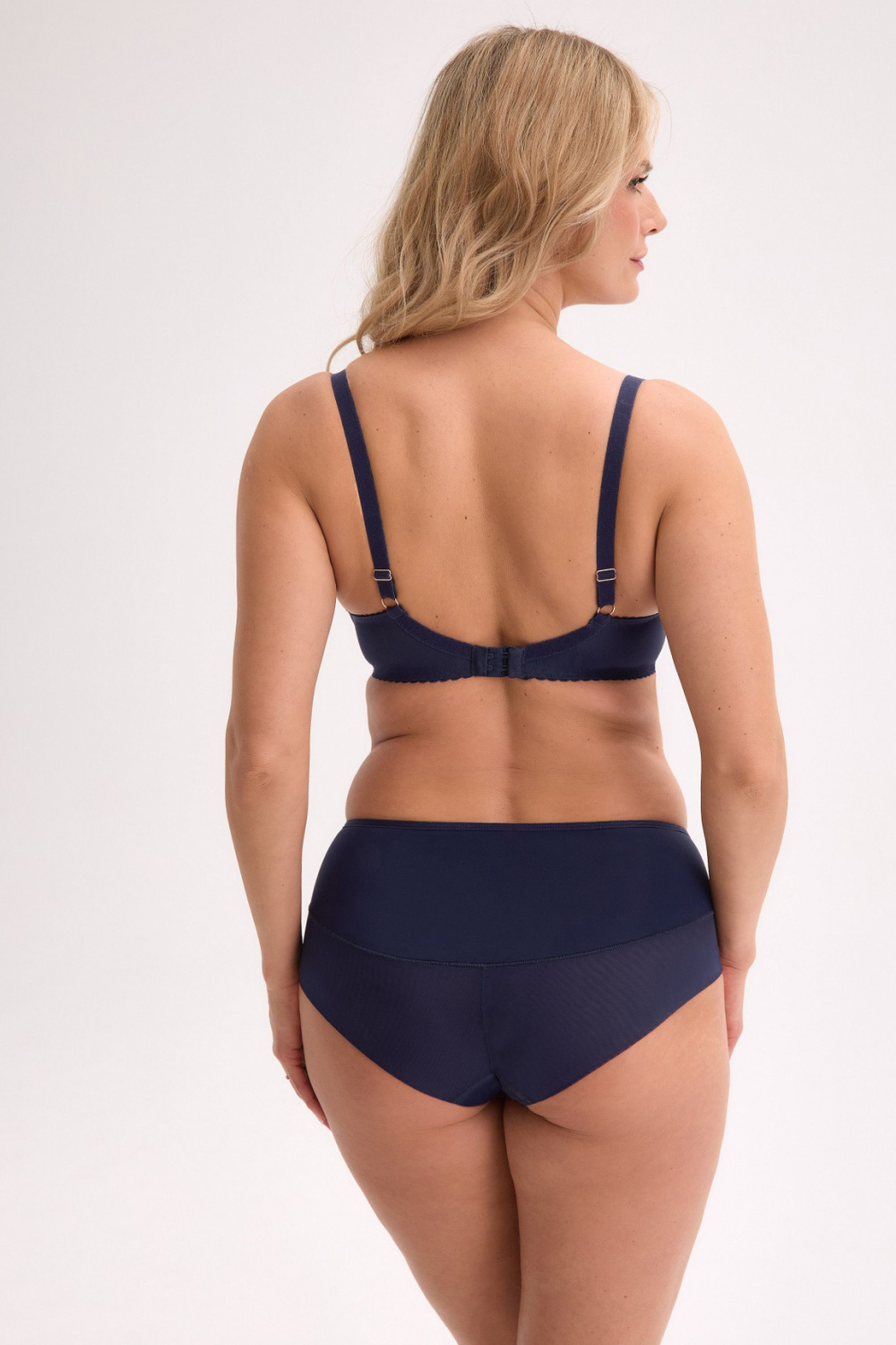 Semi-soft model 221775 Gaia - Afbeelding 3