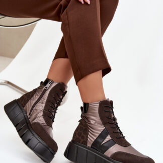platform boots model 222521 Step in style