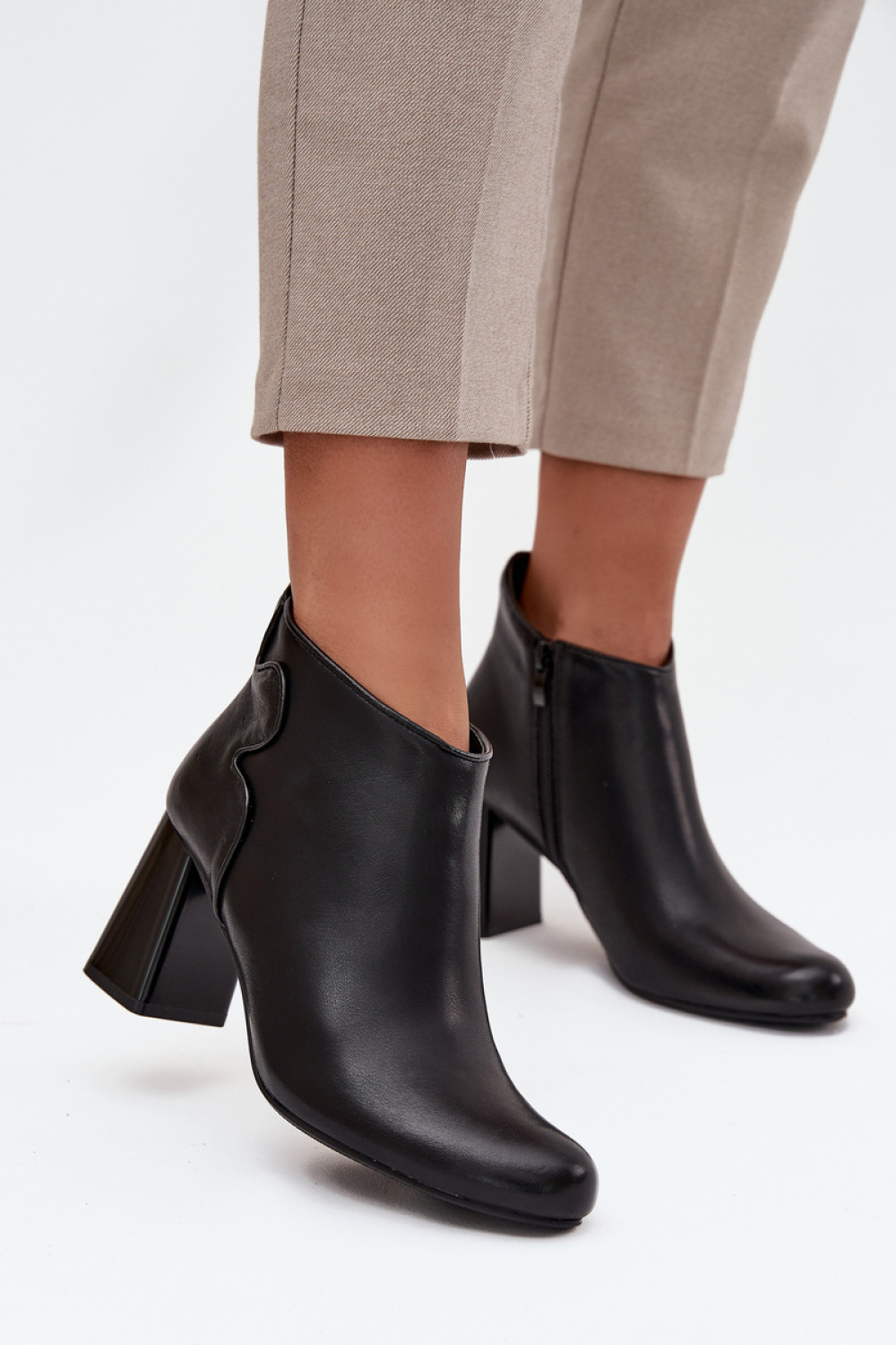 Laarsjes met hoge hak model 222725 Step in style