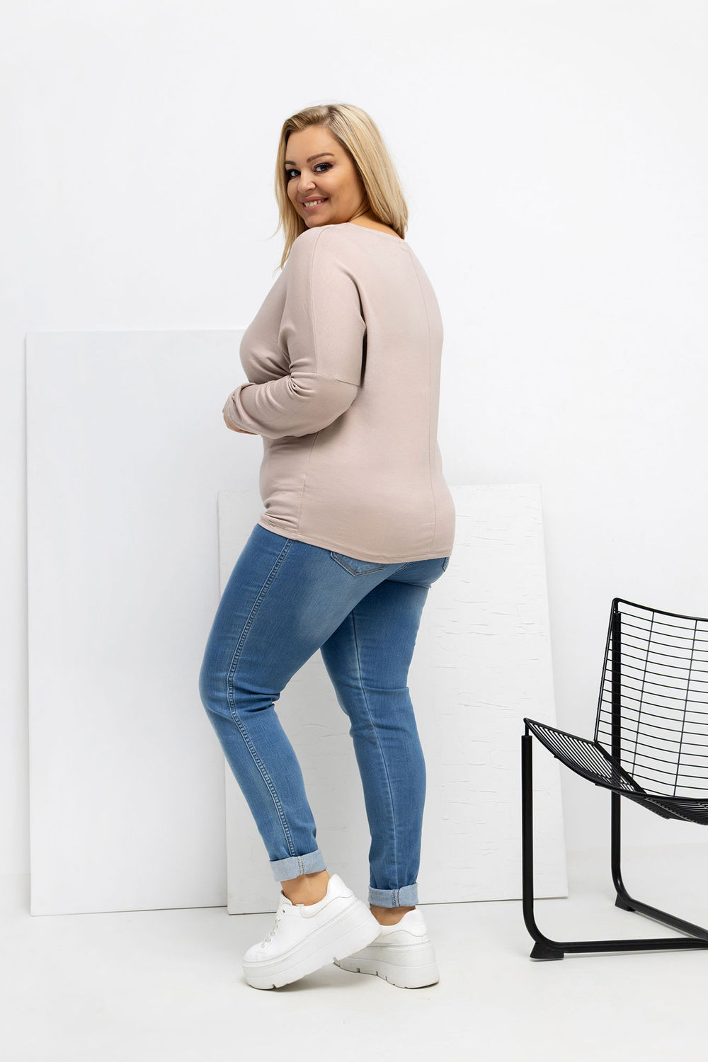 Plus size blouse model 223923 Relevance - Afbeelding 3