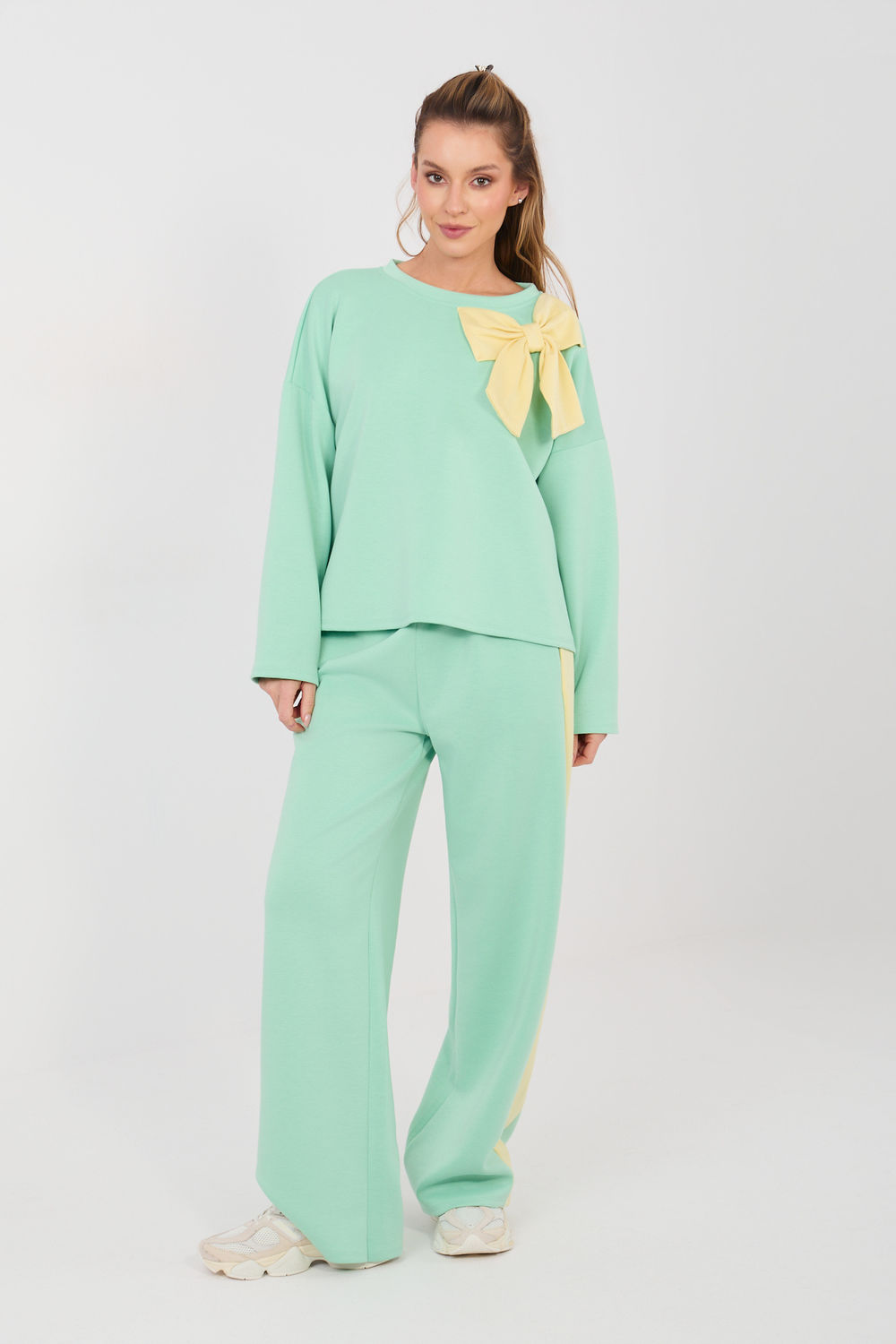 Set model 224801 Rue Paris