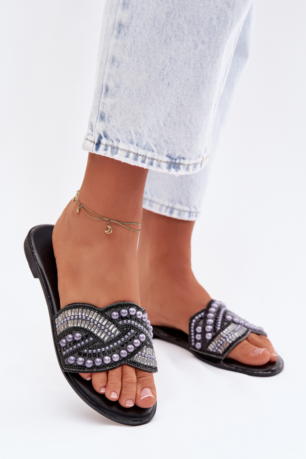 slippers model 225122 Step in style
