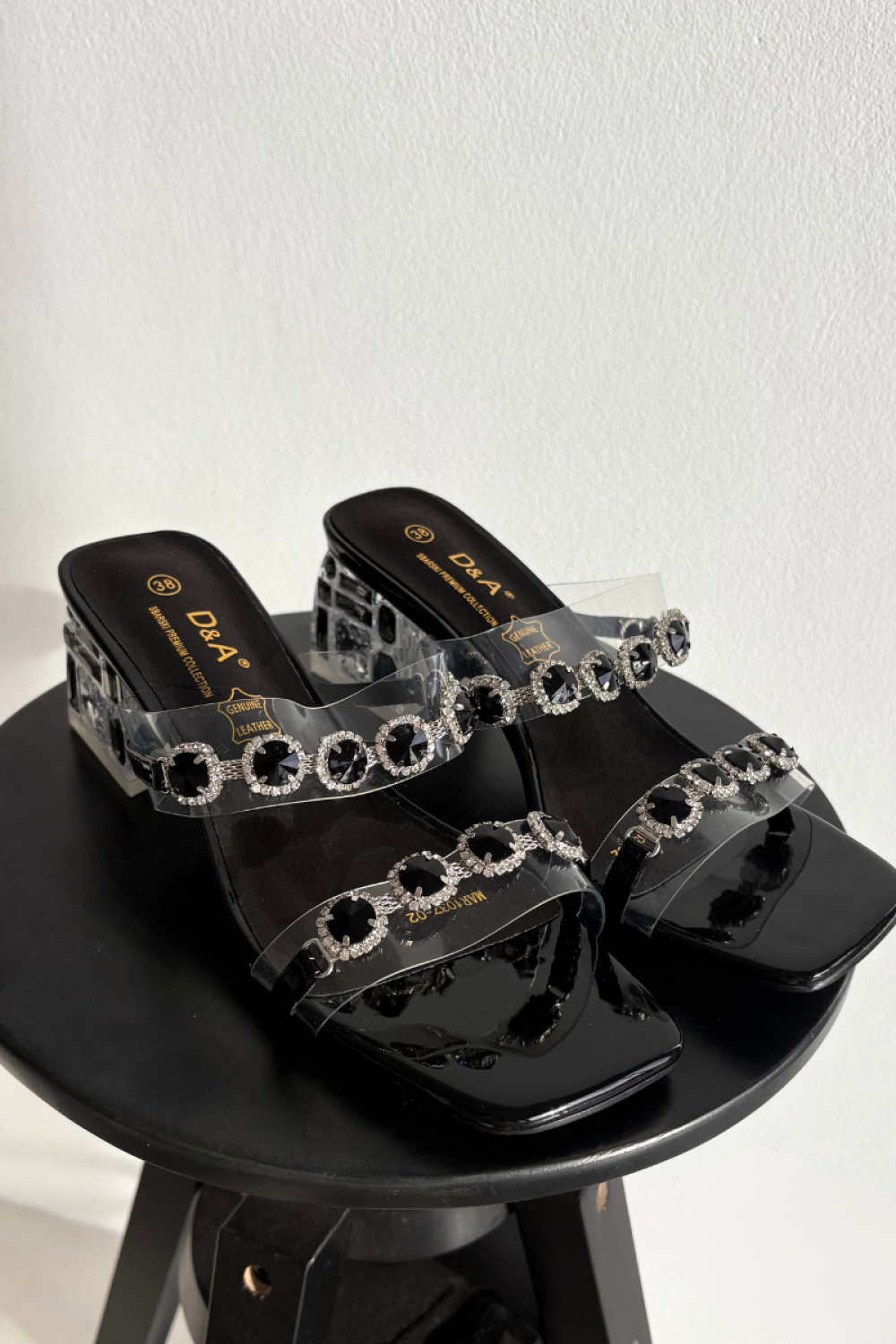 Hakken slippers model 225138 Step in style