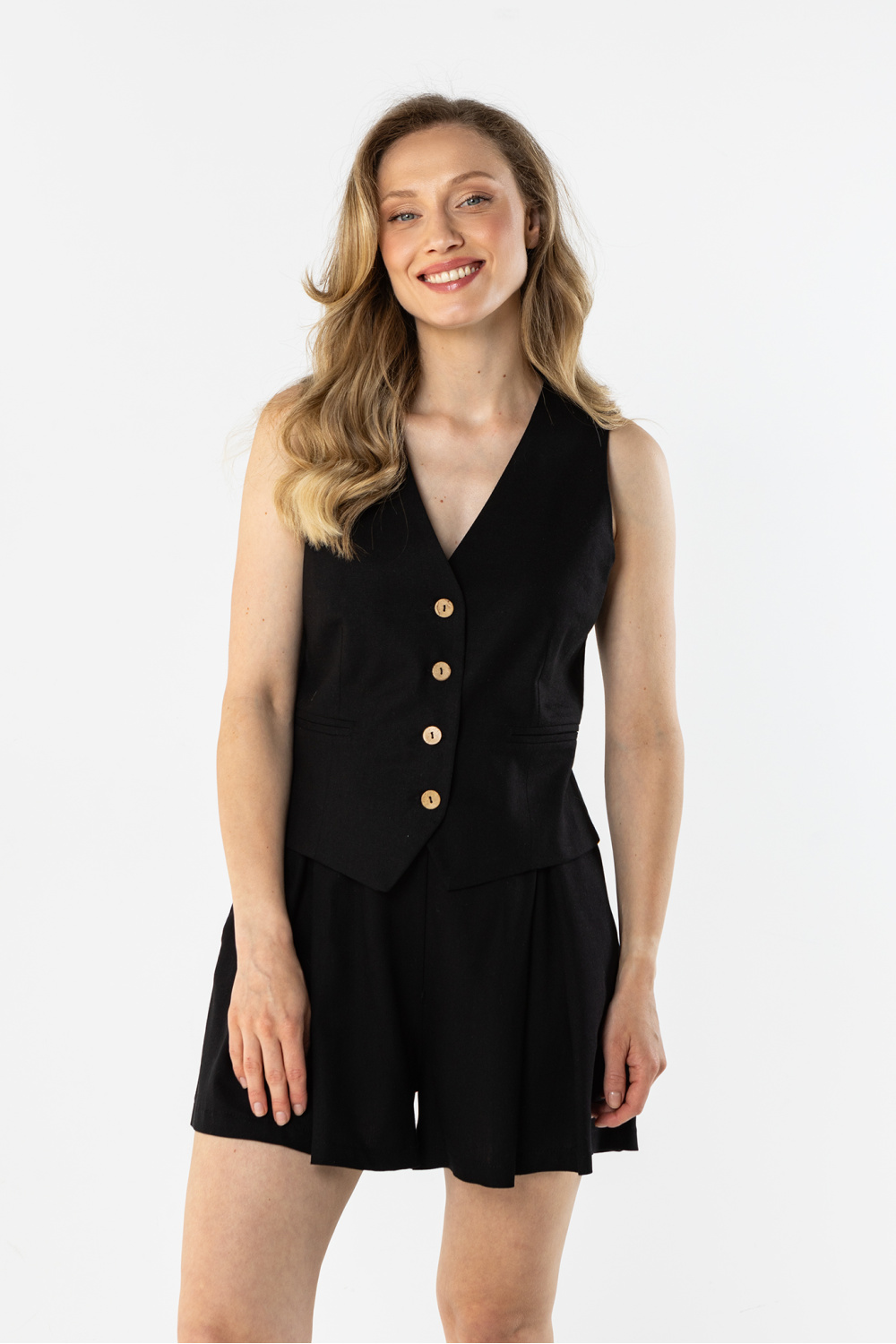 vest model 225291 awama