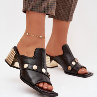 Hakken slippers model 225350 Step in style