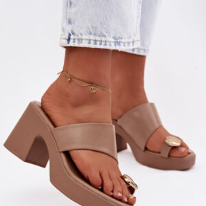 Hakken slippers model 225377 Step in style