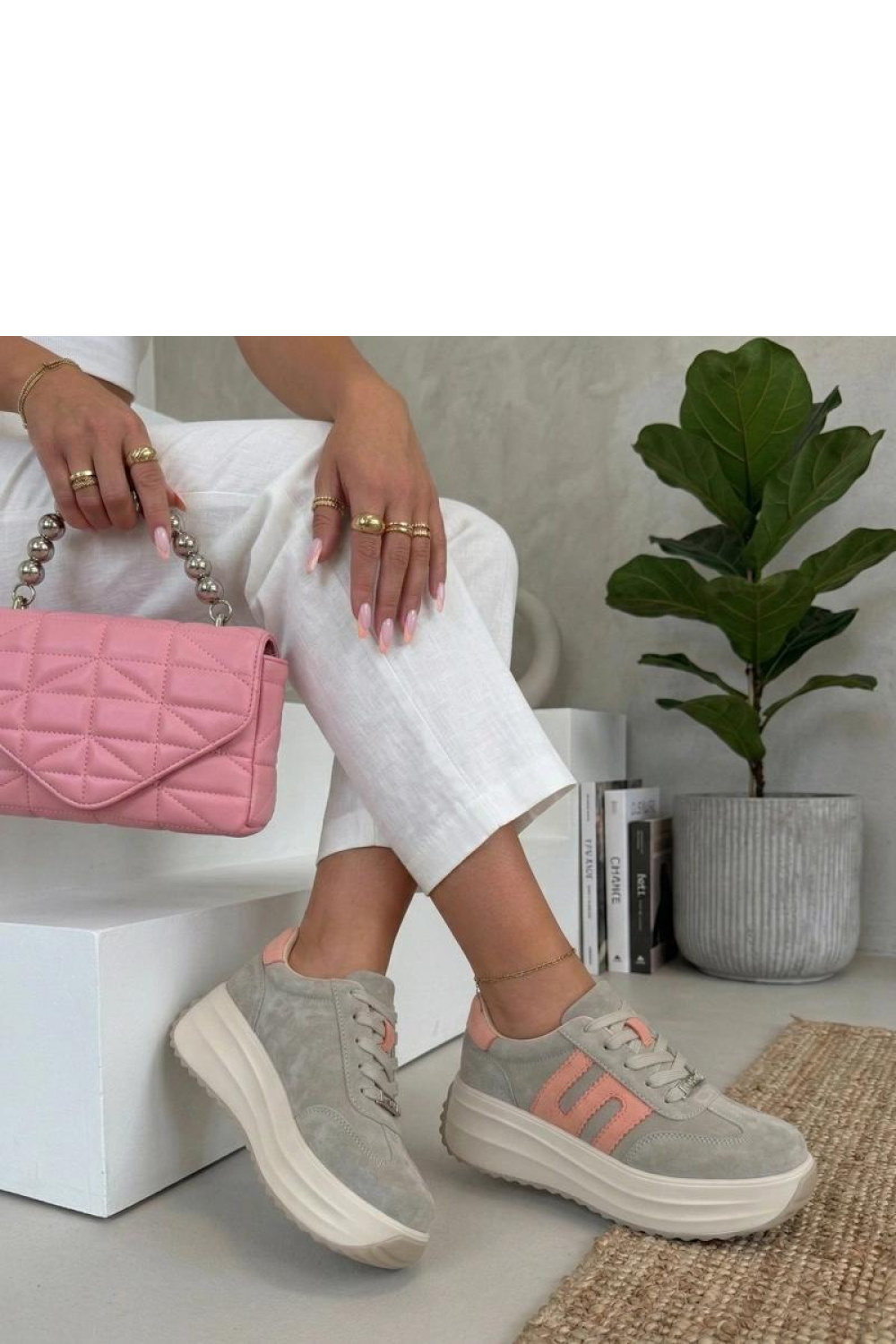 Sportchoenen op een platform model 226030 Solea