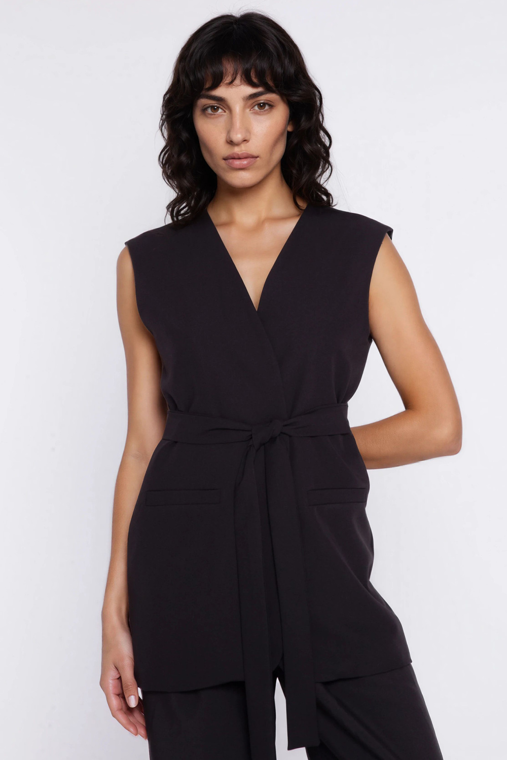 vest model 227145 Nife