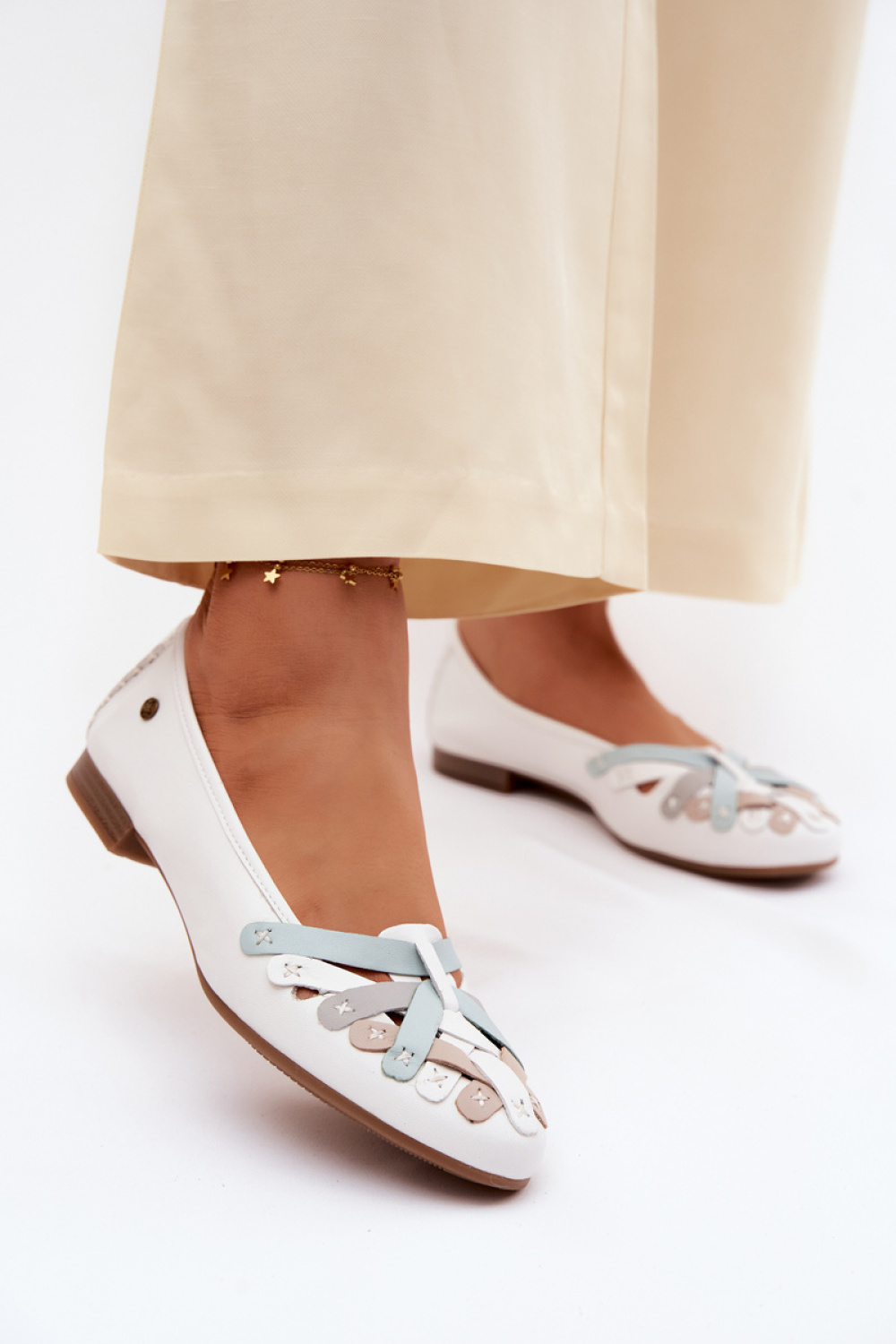 Ballerina's model 227410 Step in style