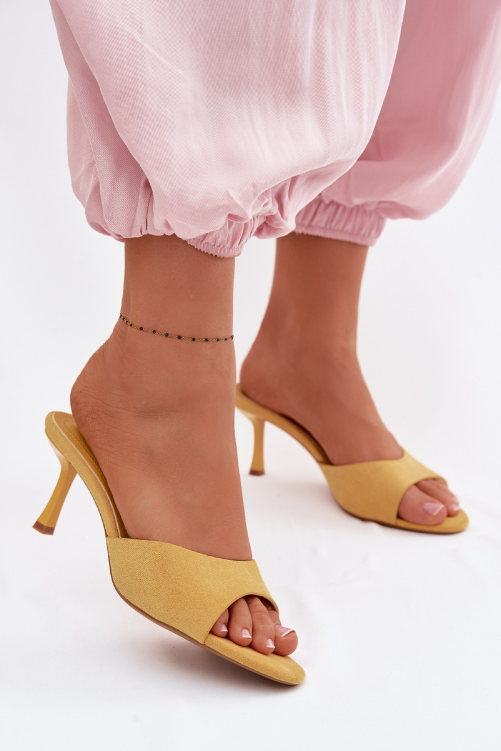 Hakken slippers model 227941 Step in style