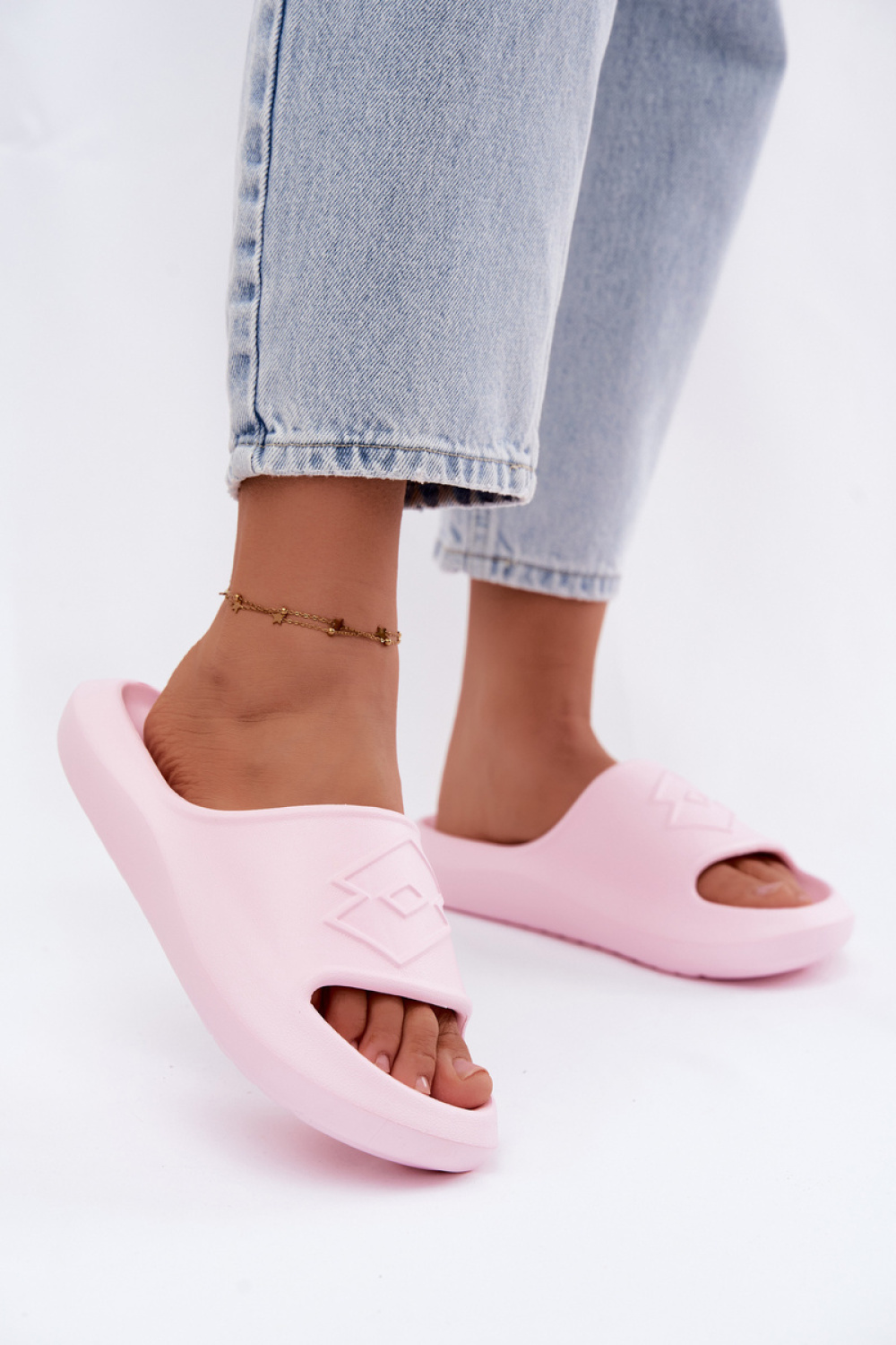 Hakken op een plateau model 228369 Step in style