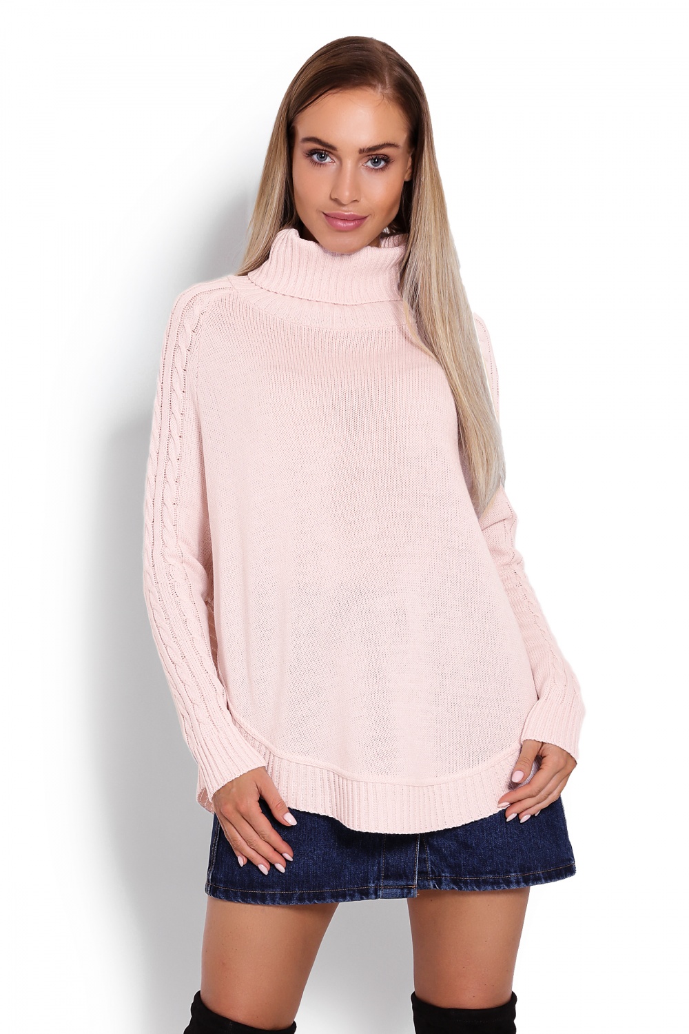 poncho model 122919 PeeKaBoo