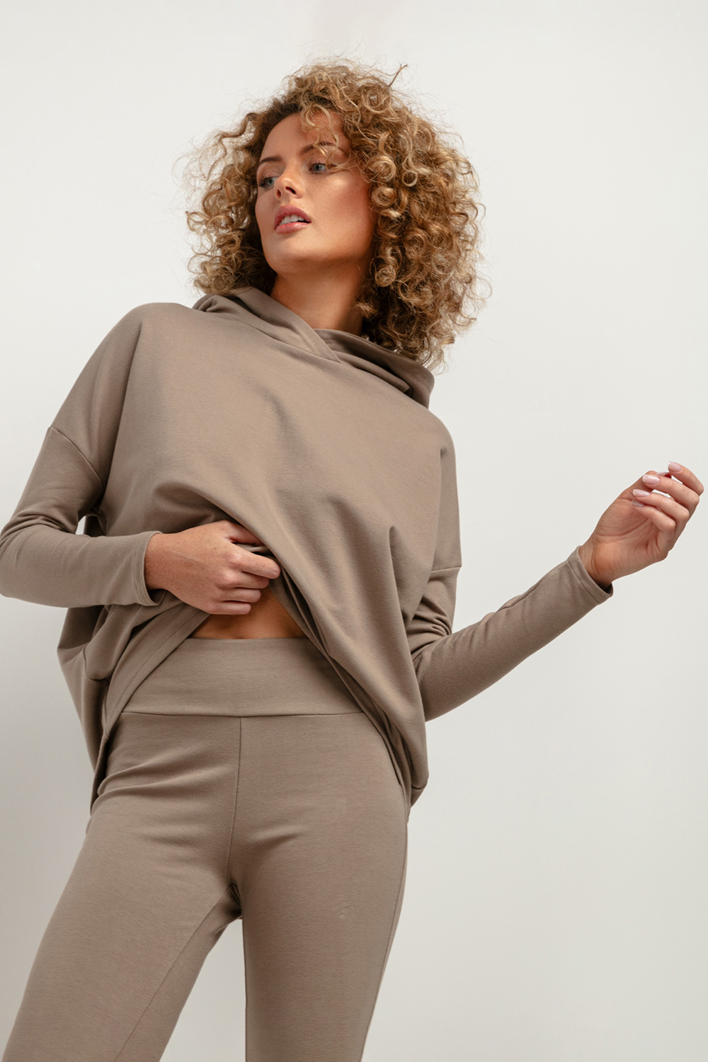 blouse model 183272 Tessita
