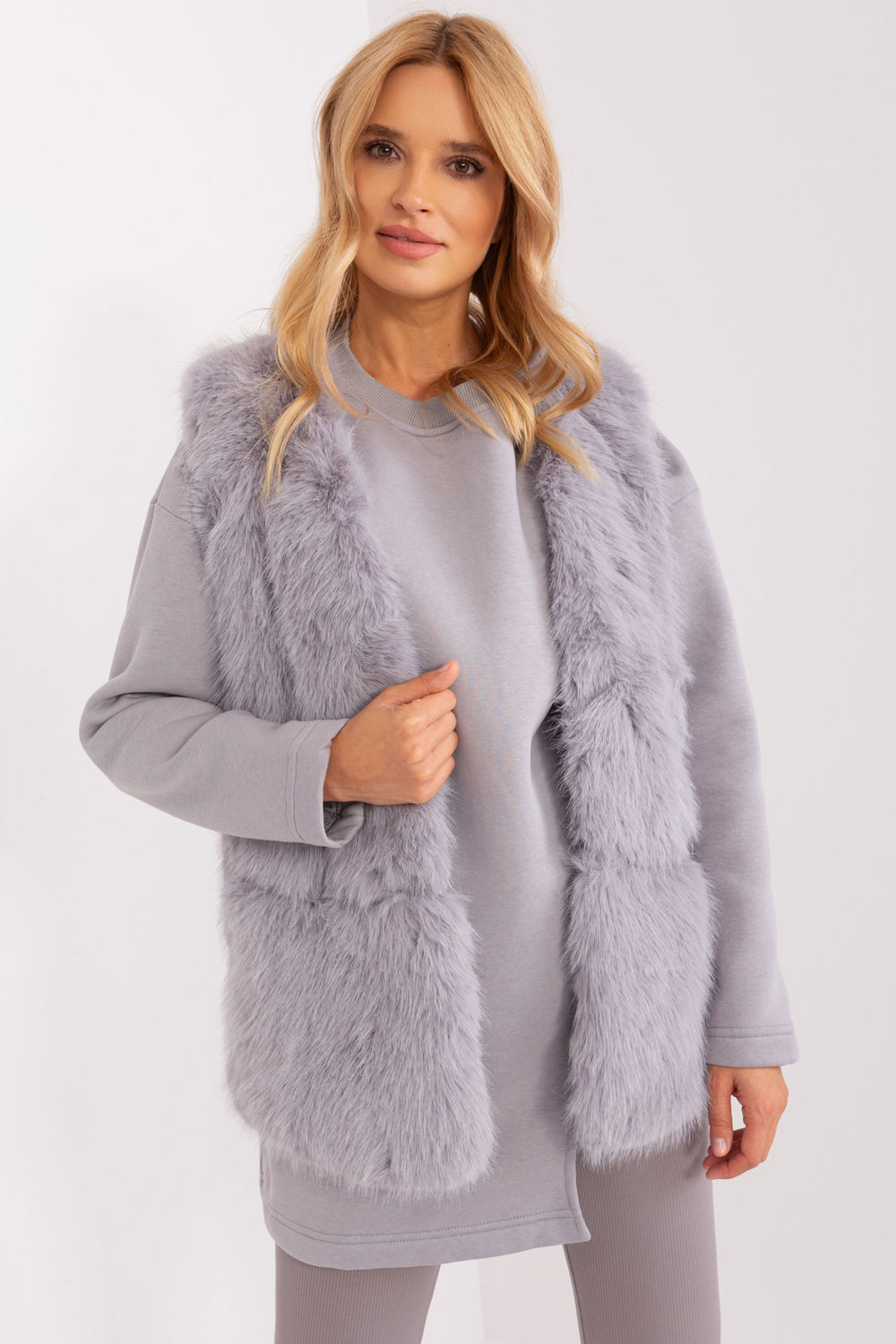 vest model 186700 AT