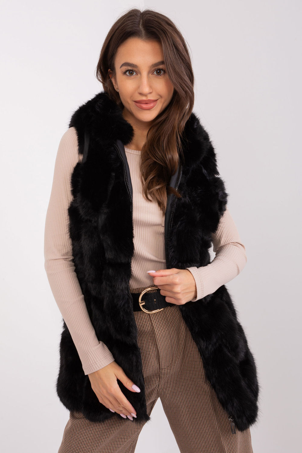 vest model 186717 AT